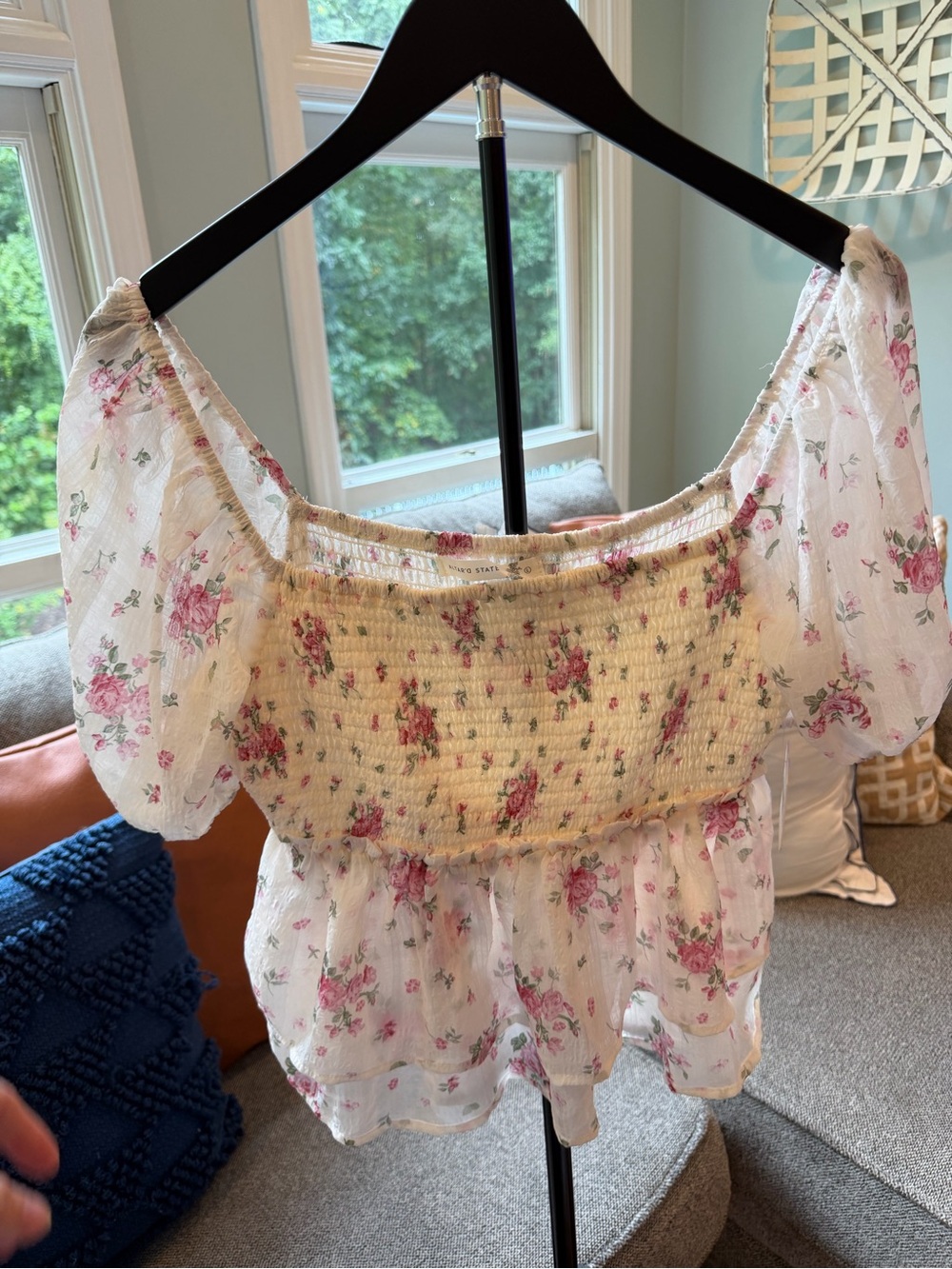 Altar'd State White Floral Smocked Puff-Sleeve Blouse